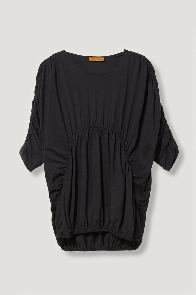 Black cotton pyjama with elastic details. Cool and breathable fabric and can be used as a pyjama or loungwear set 